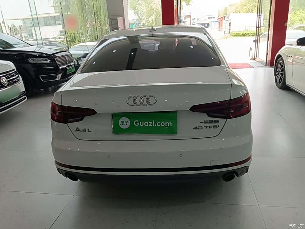 Audi A4L, 2018 6