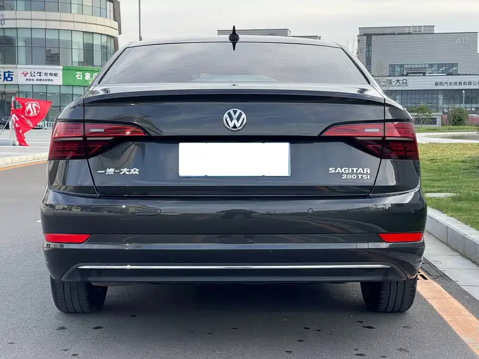 Volkswagen Sagitar