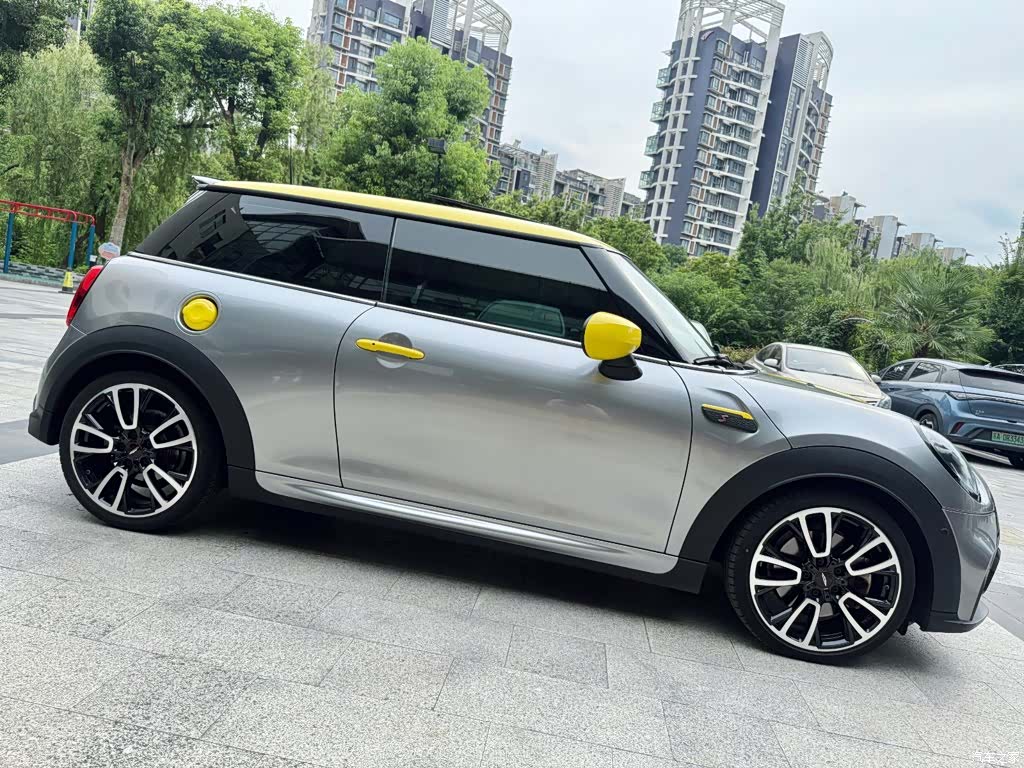Mini Cooper, 2021 2