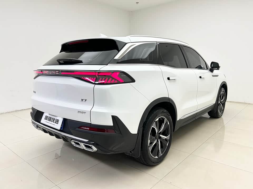 BAIC Beijing X7