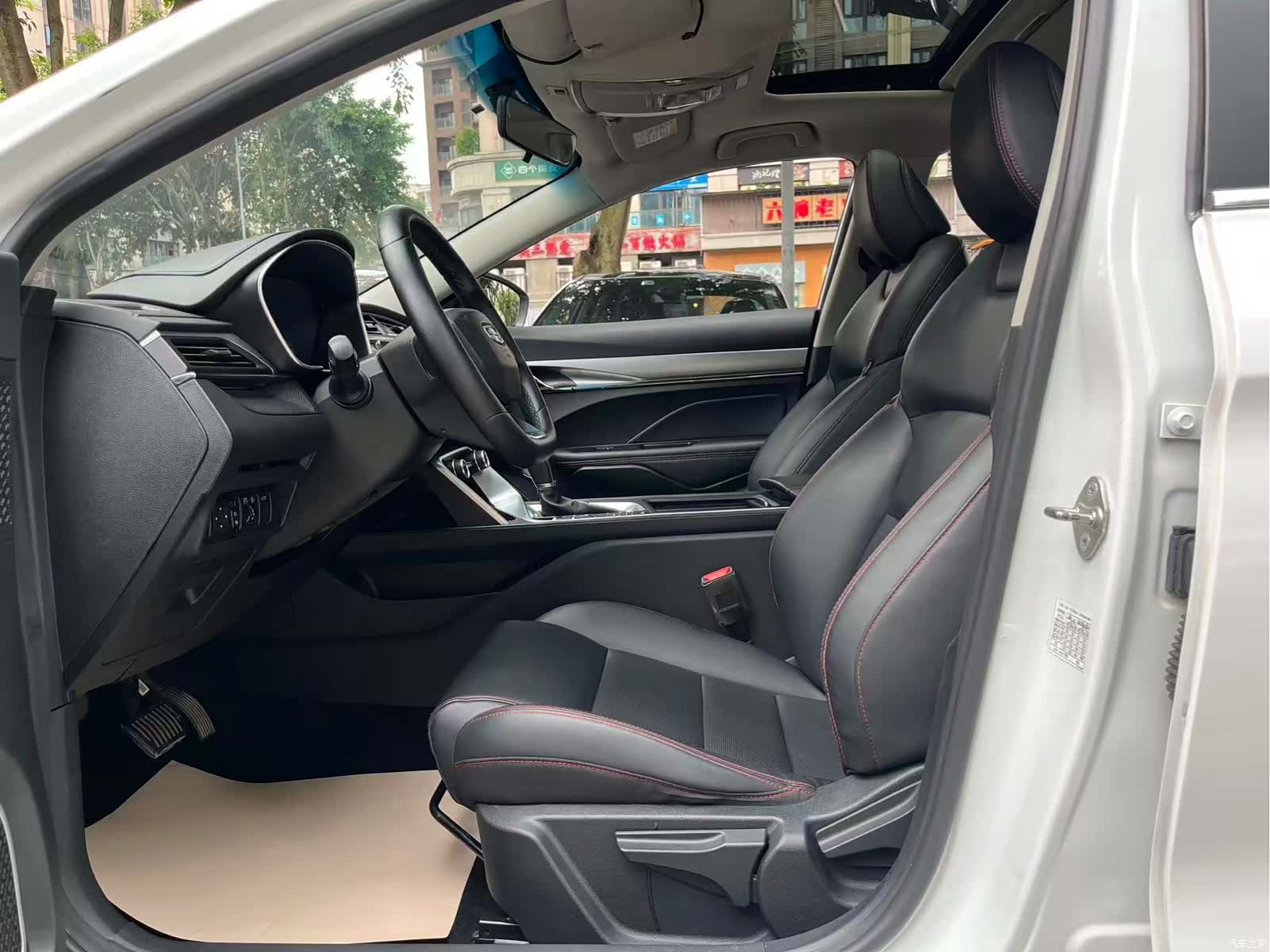 Geely Binray, 2020 9