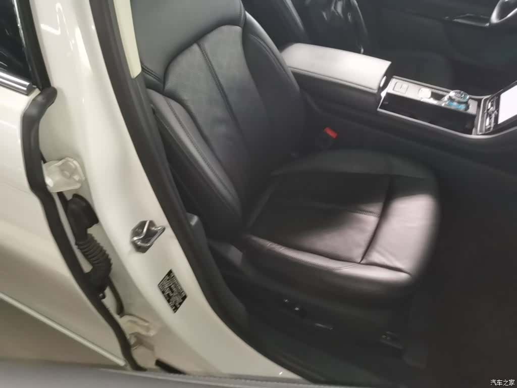Ford Taurus, 2020 25