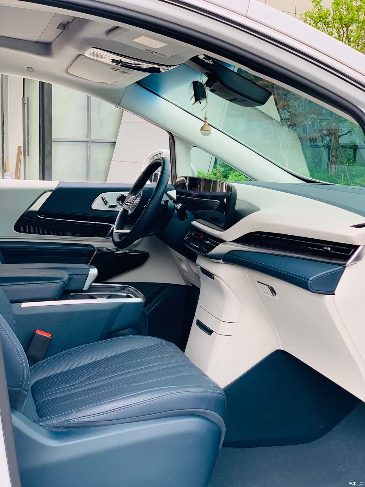 Buick Century, 2023 34