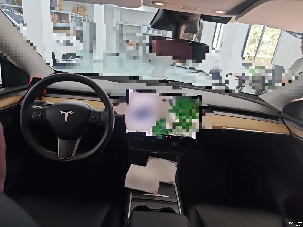 Tesla Model Y, 2021 13