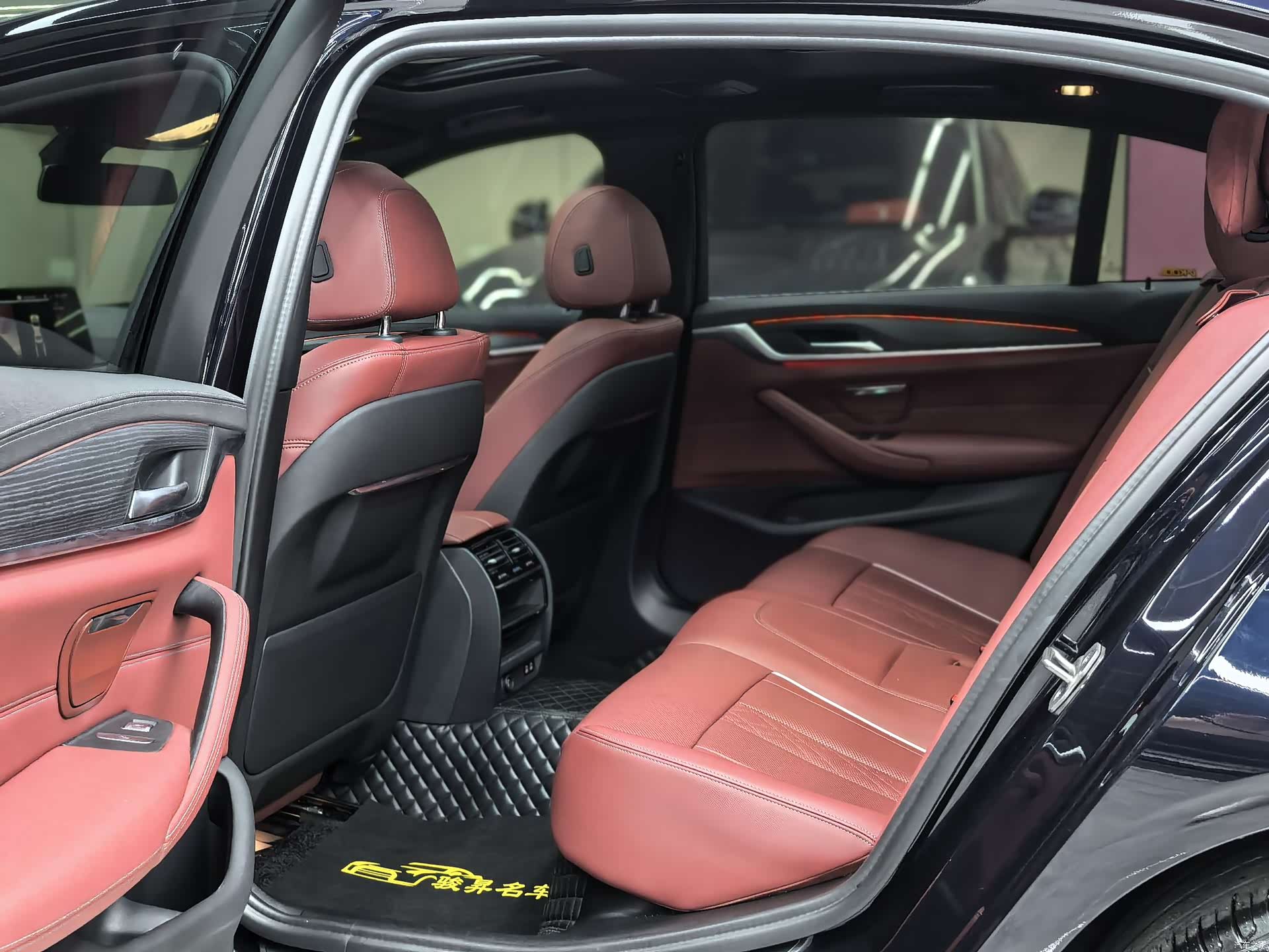 BMW 5 Series, 2022 11