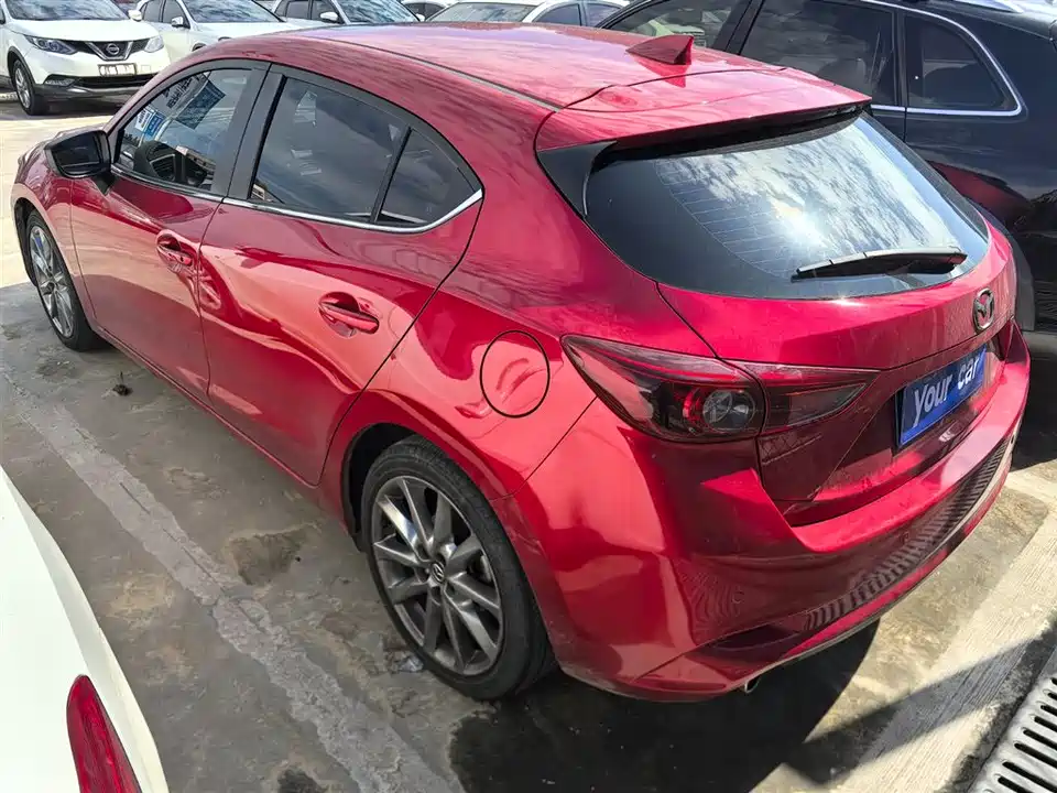 Mazda 3 Angkesaila