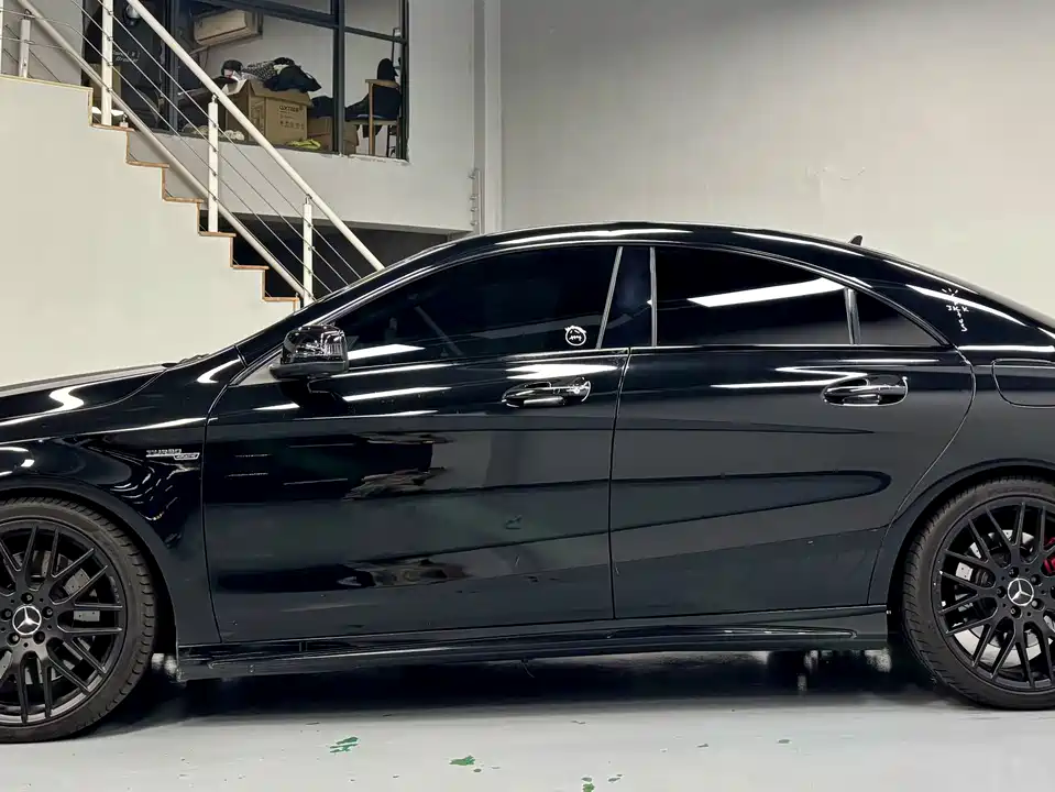 Mercedes-Benz CLA AMG