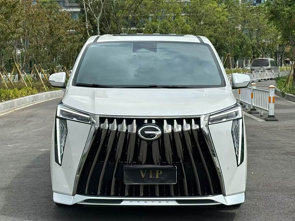 GAC M8