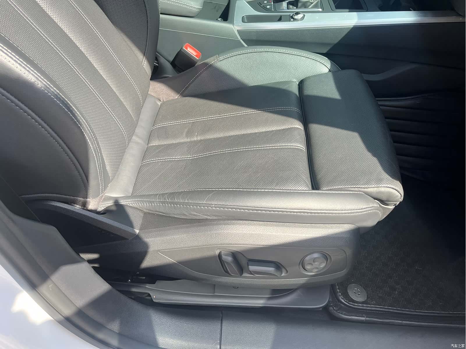 Audi A4L, 2022 11