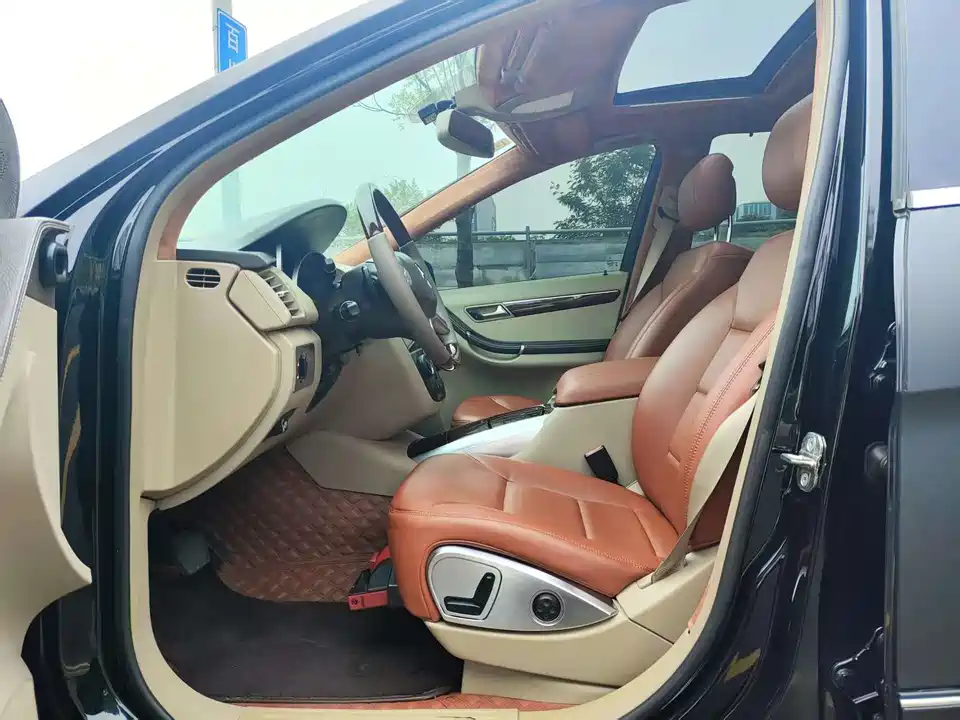 Mercedes-Benz R-class