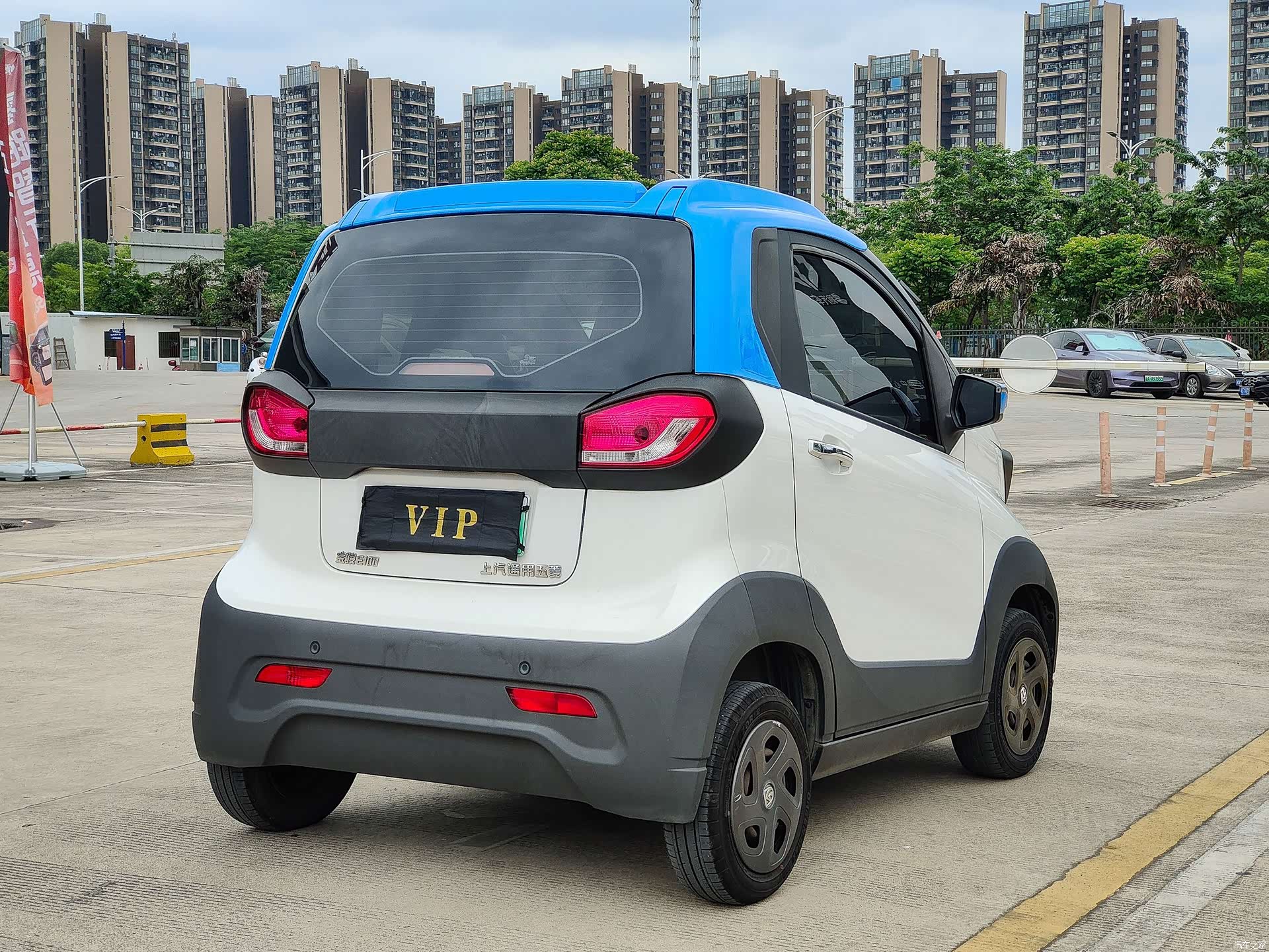 Wuling E100, 2021 7