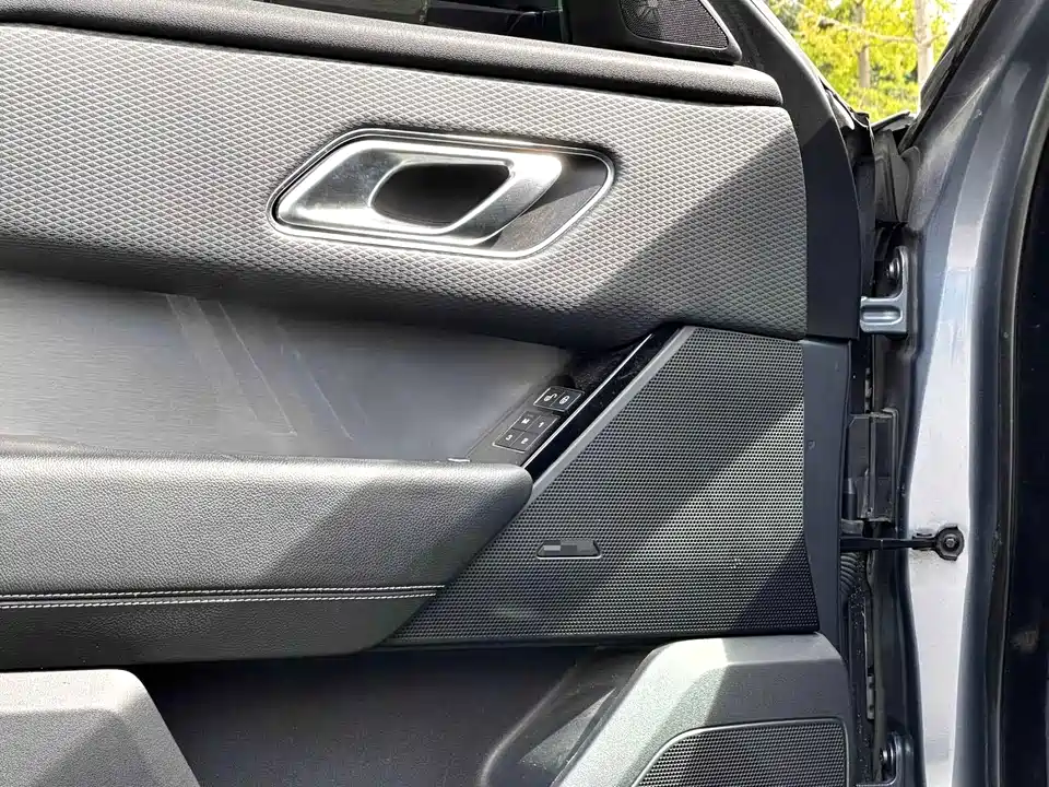 Land Rover Range Rover Star Pulse