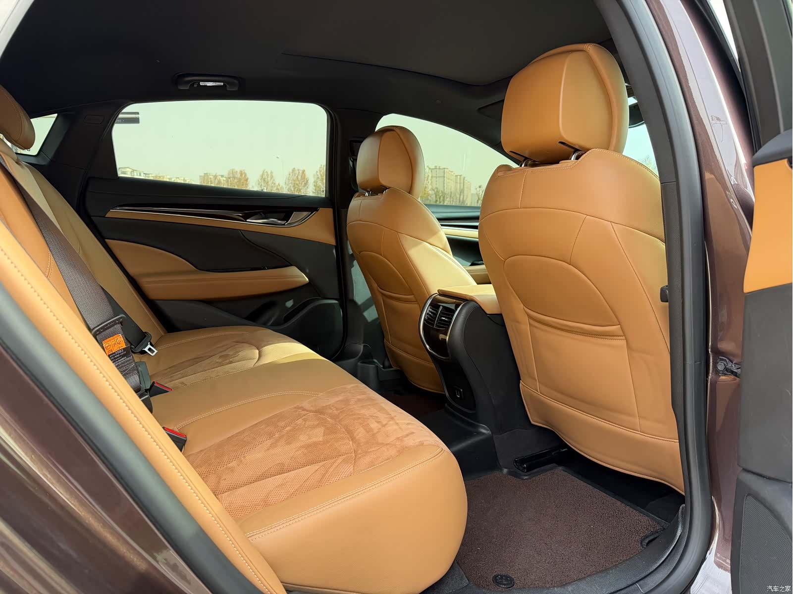 Buick LaCrosse, 2017 все фото