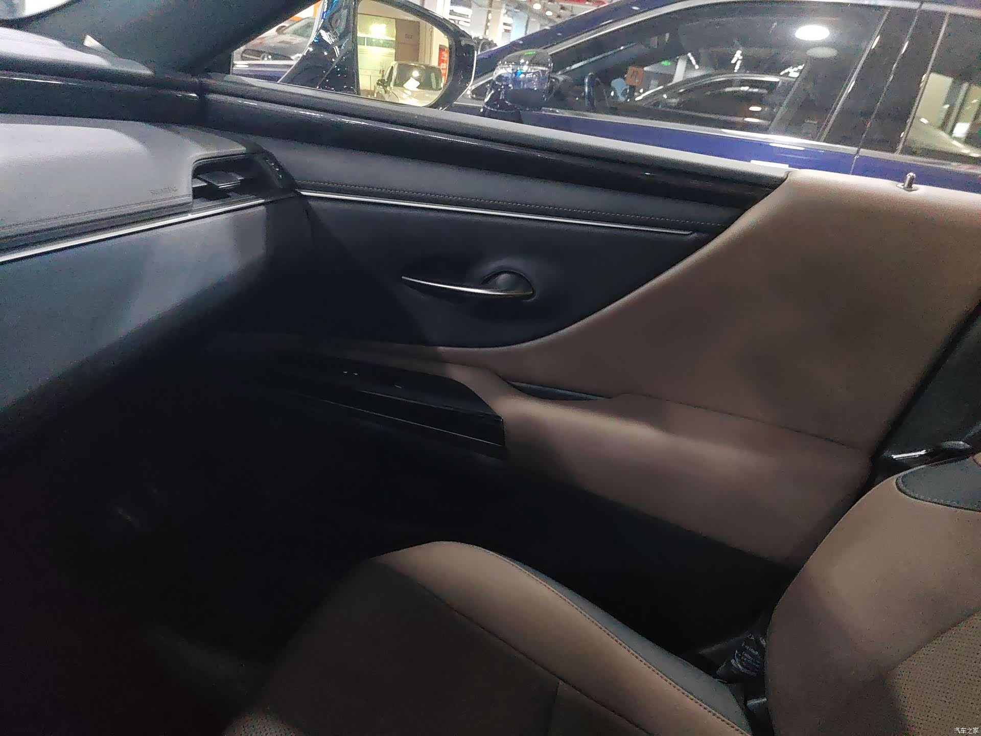 Lexus ES, 2023 8