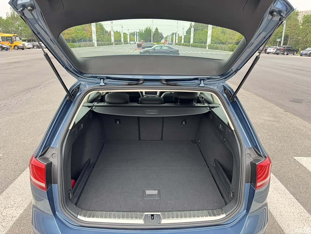 Volkswagen Variant, 2018 7