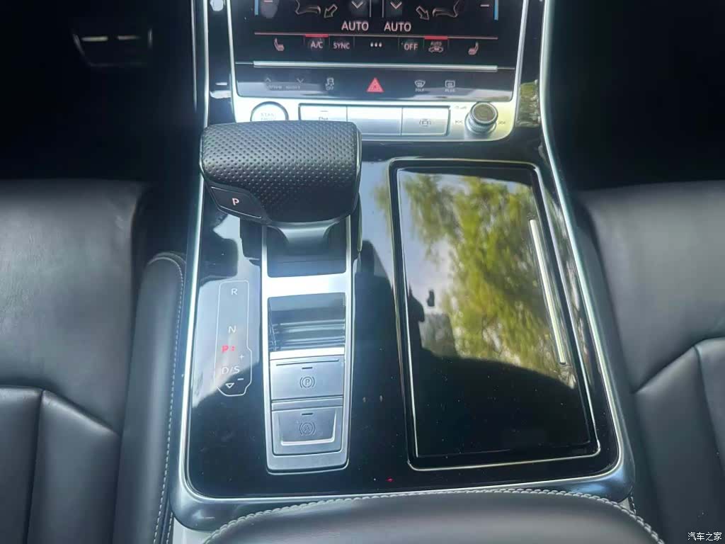 Audi Q8, 2020 17