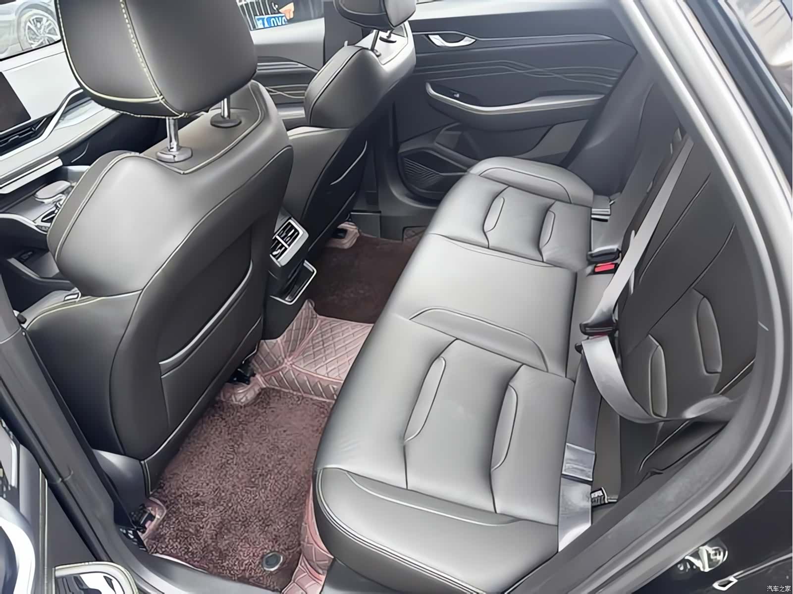 Geely Preface, 2023 7