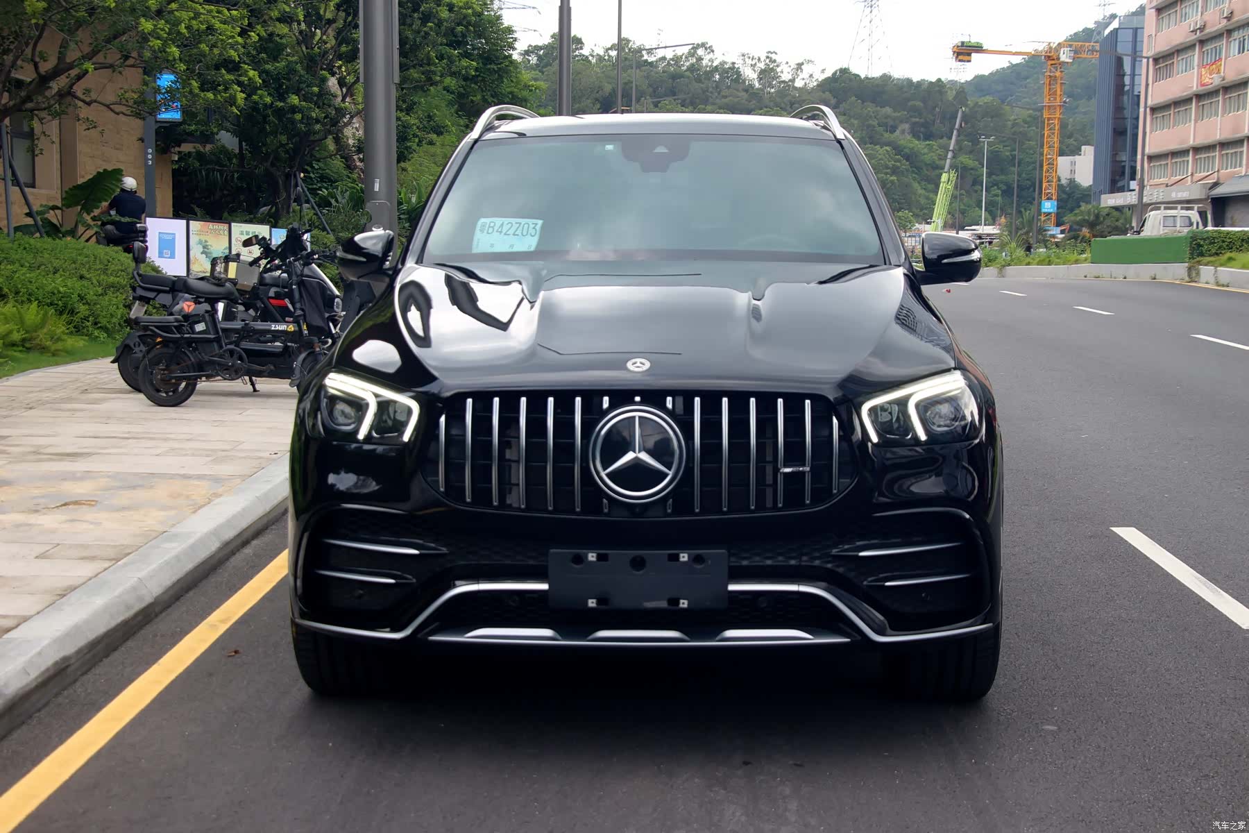 Mercedes-Benz GLE, 2023 1