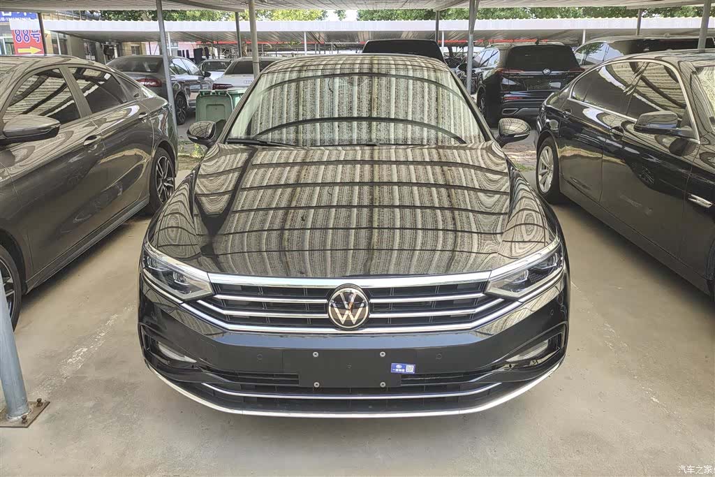 Volkswagen Magotan, 2022 2