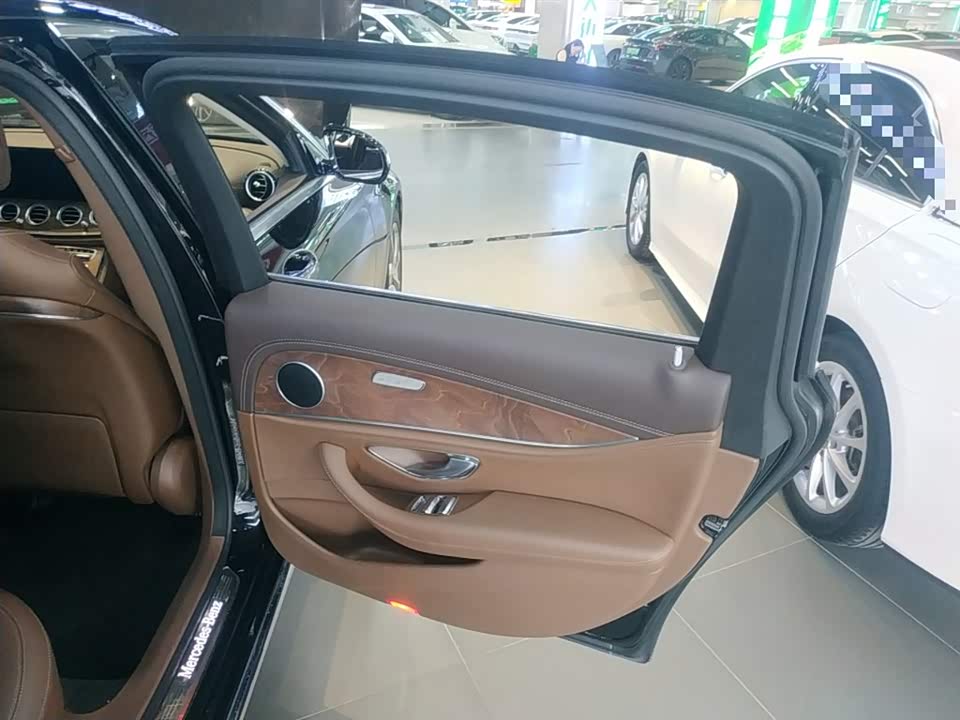 Mercedes-Benz E-class Mercedes-Benz E-class