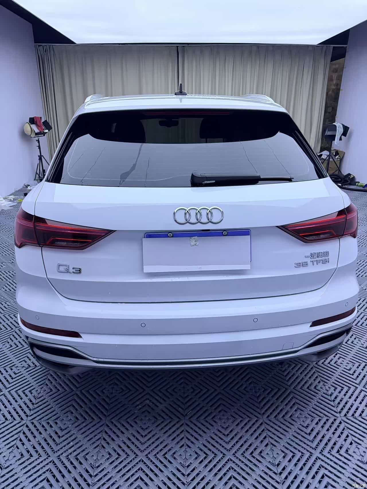 Audi Q3, 2022 6