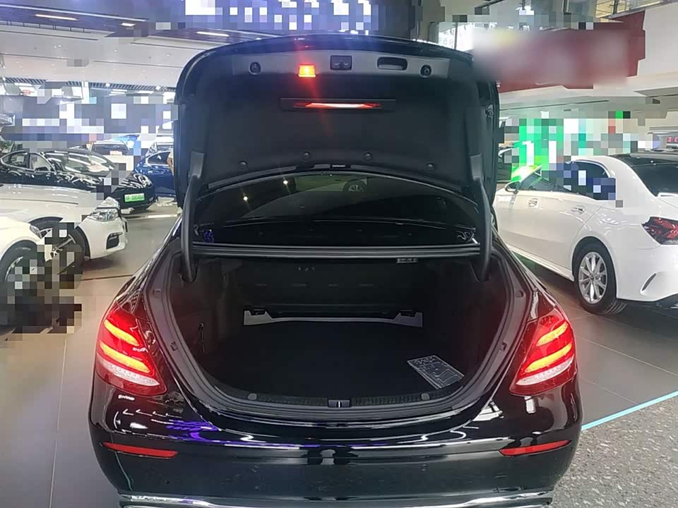 Mercedes-Benz E-class Mercedes-Benz E-class