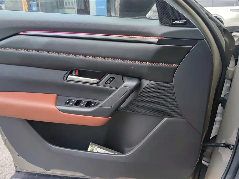 Mazda CX-50 line also