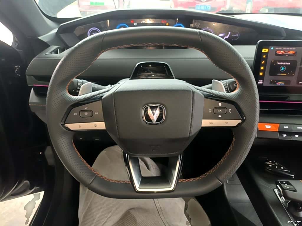 Changan UNI-V, 2022 4