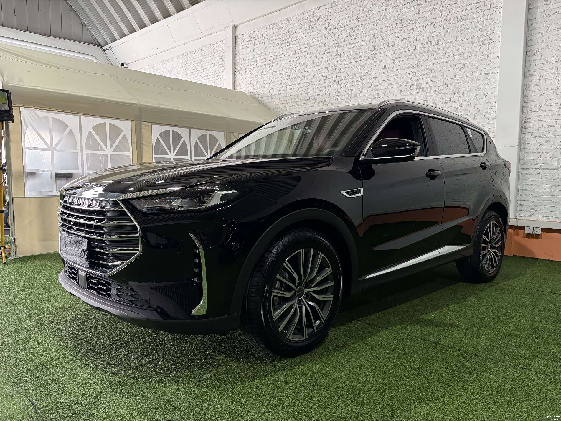 Jetour X70, 2024 1