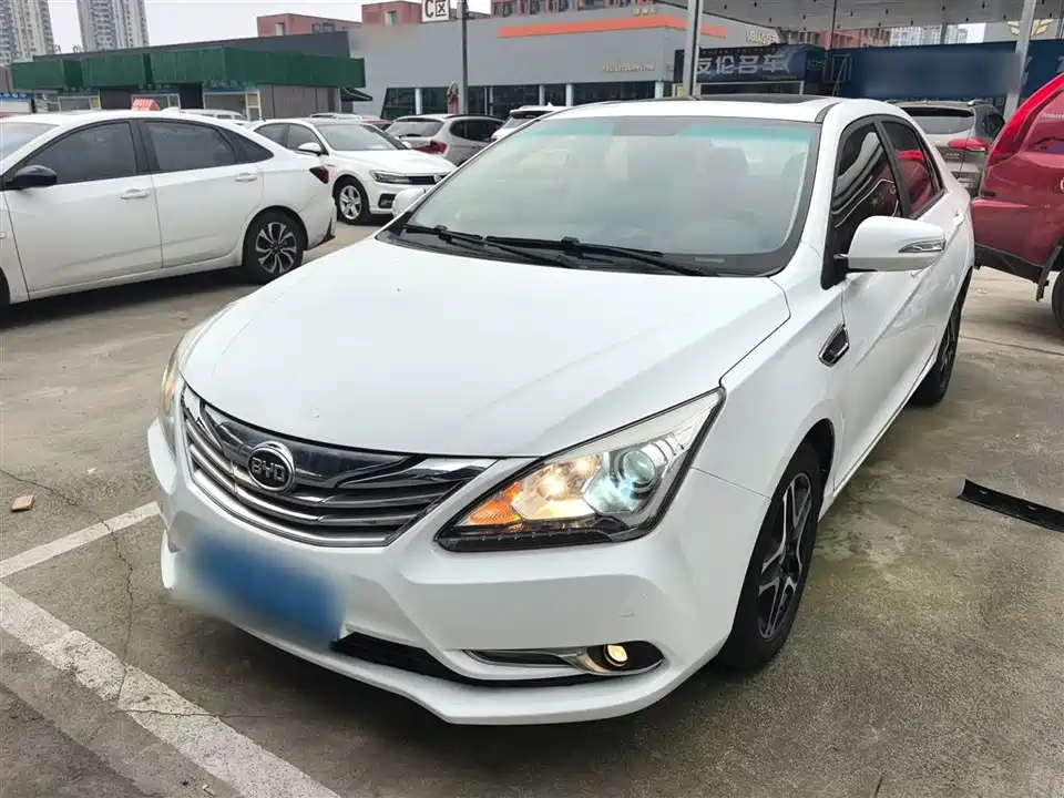 BYD G5