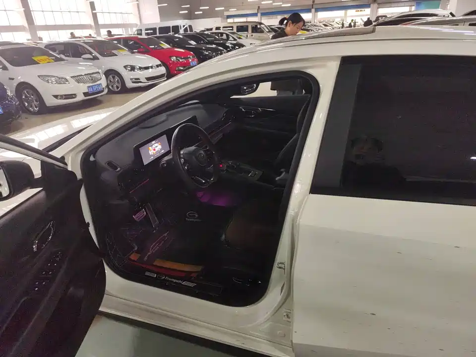 Trumpchi Shadow Leopard