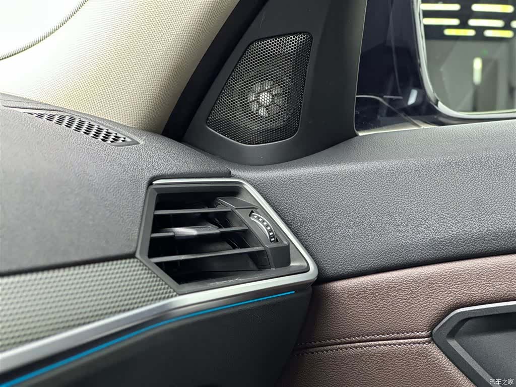 BMW 3 Series, 2022 14