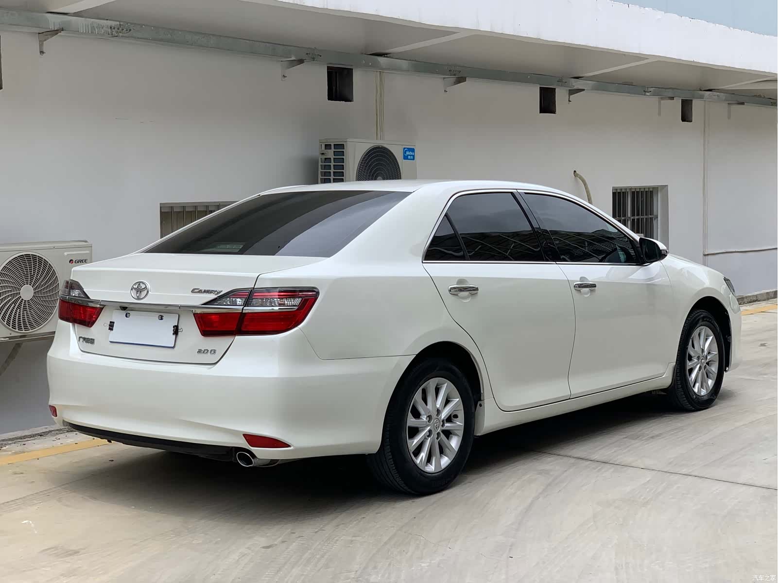 Toyota Camry, 2015 13