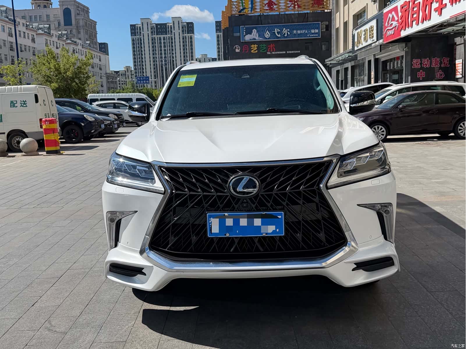 Lexus LX, 2018 2