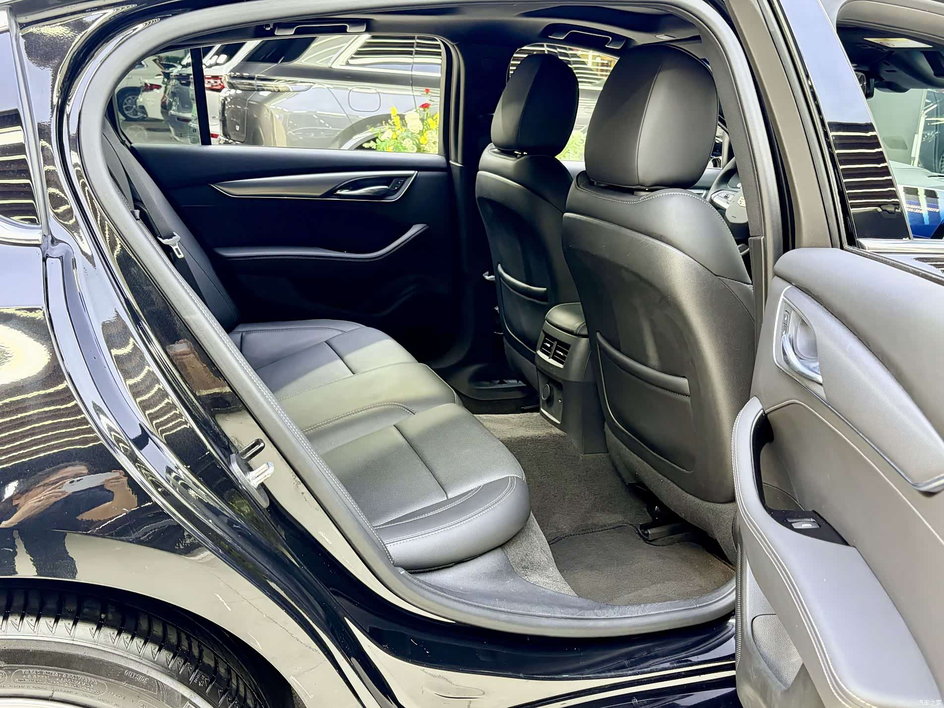 Cadillac CT5, 2022 13