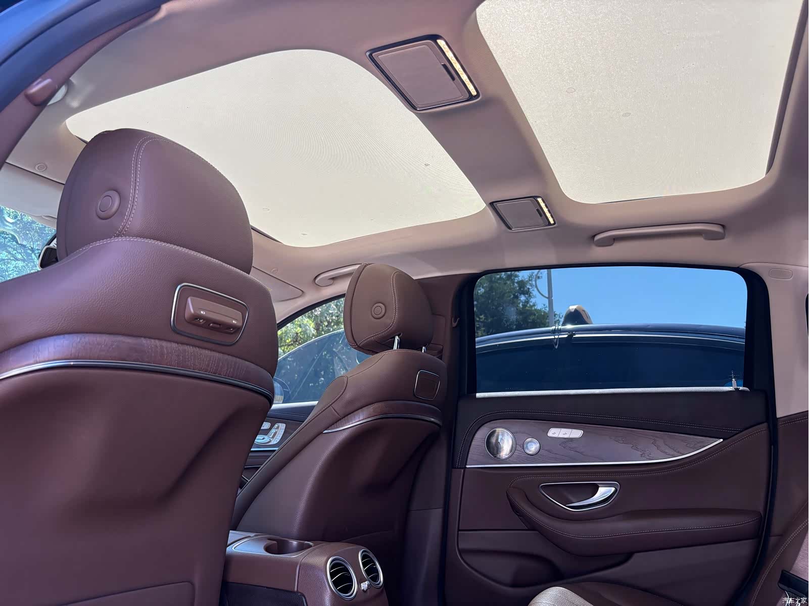 Mercedes-Benz E-Class, 2020 8