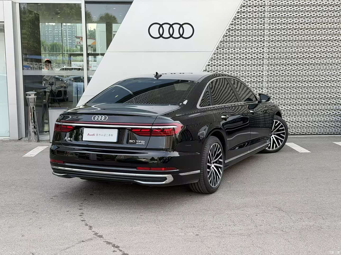 Audi A8L, 2025 3
