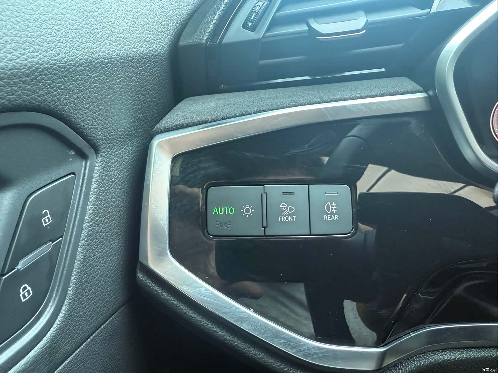 Audi Q3, 2023 20
