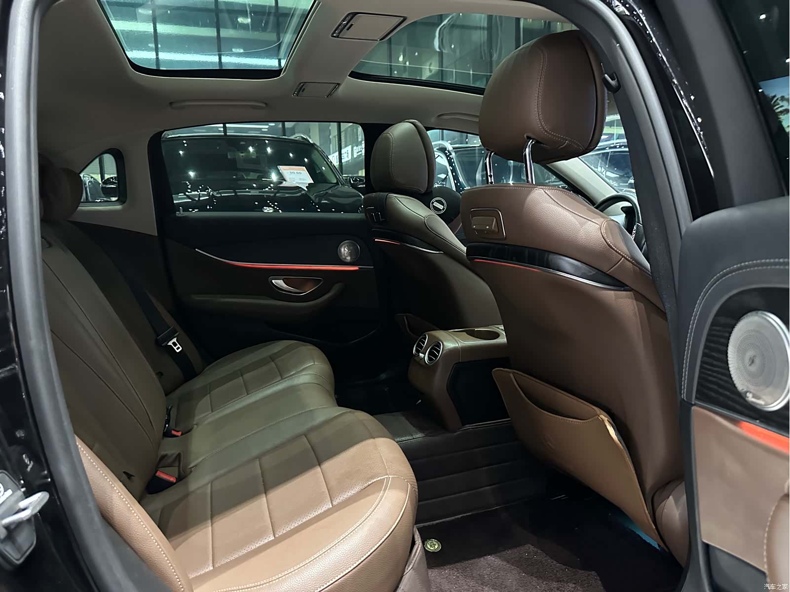 Mercedes-Benz E-Class, 2019 16