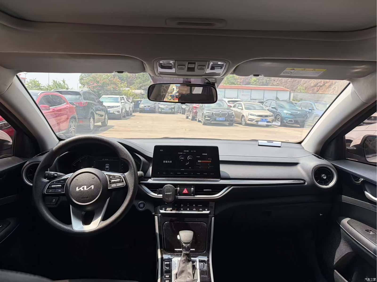 Kia K3, 2022 все фото