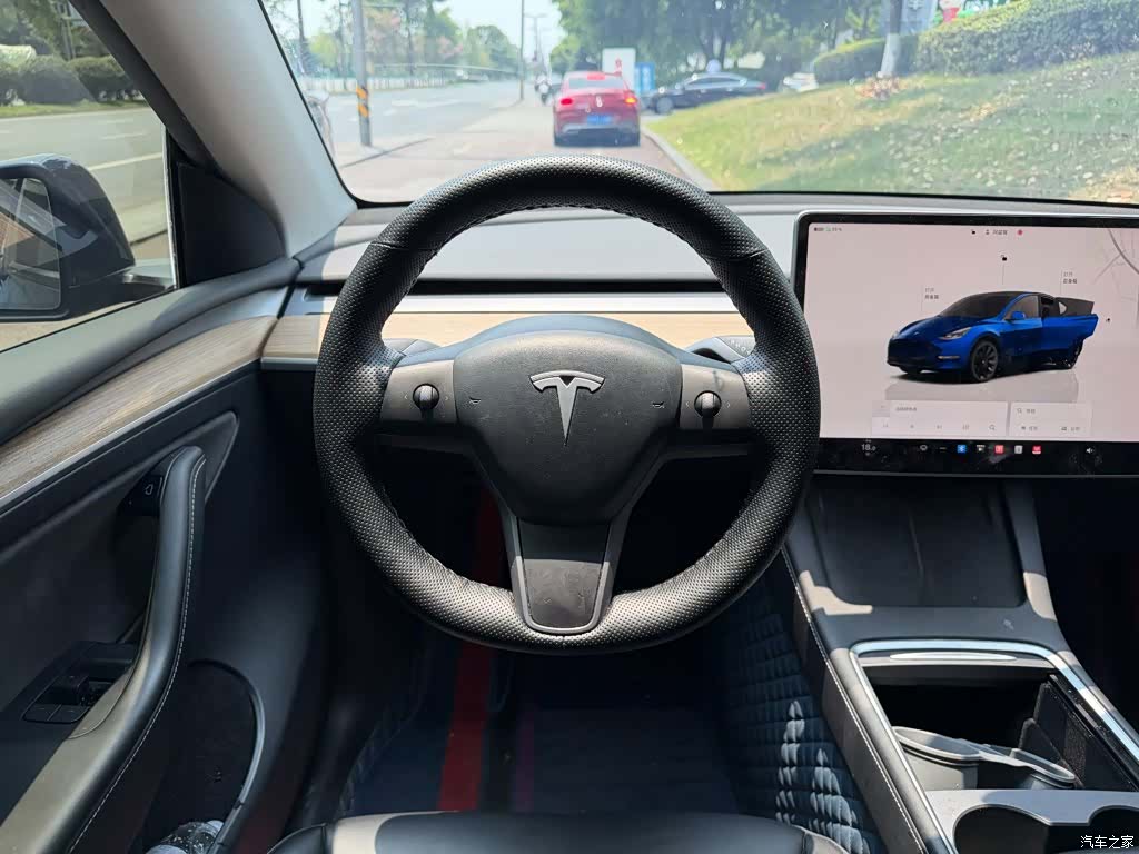 Tesla Model Y, 2022 14