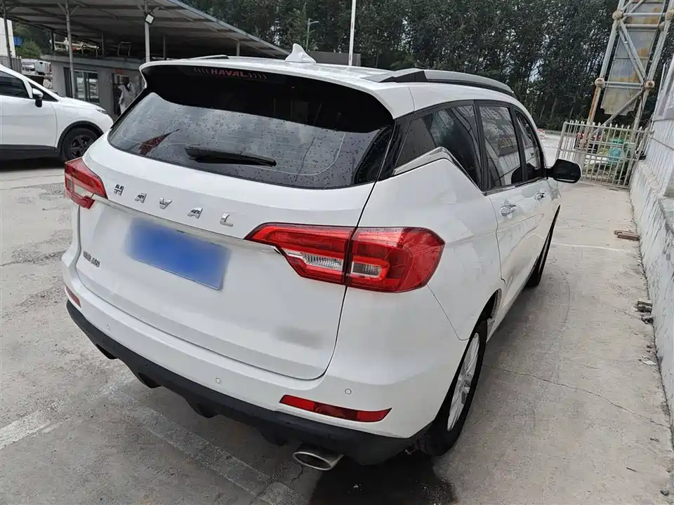Haval M6