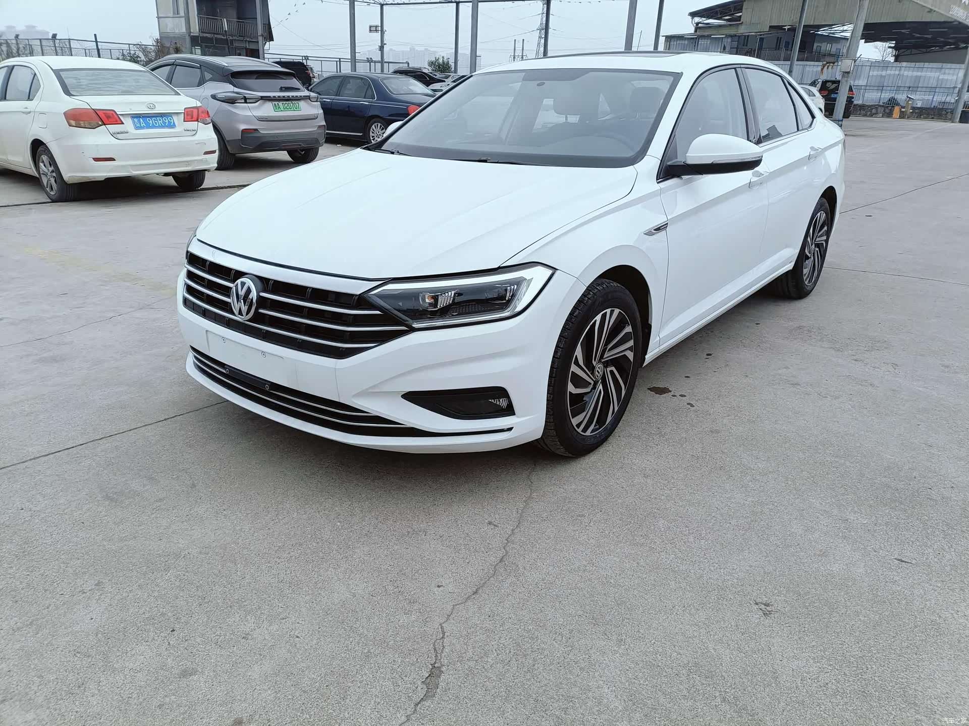 Volkswagen Sagitar, 2021 1