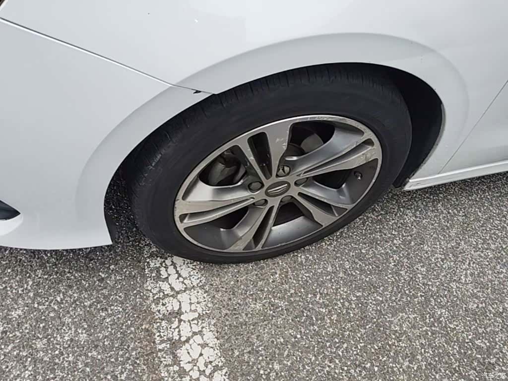 Geely Binray, 2018 23