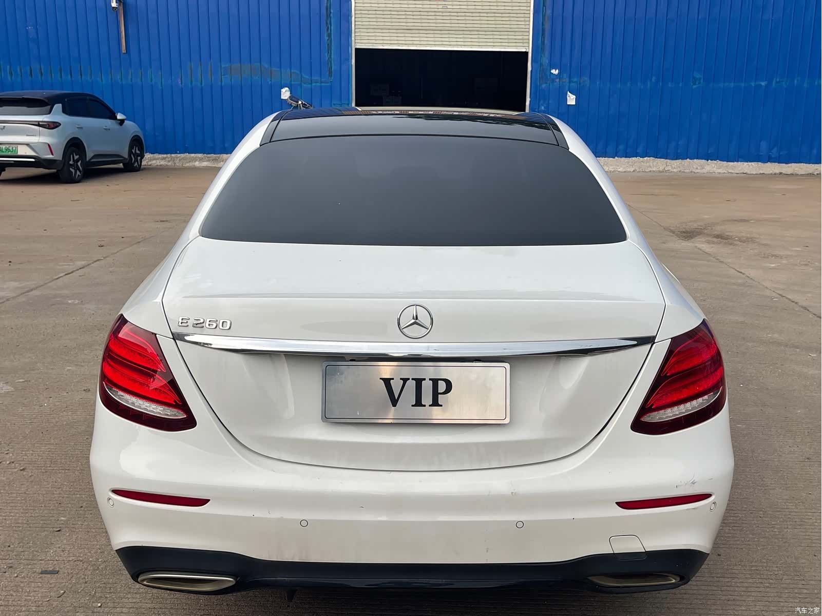 Mercedes-Benz E-Class, 2020 4