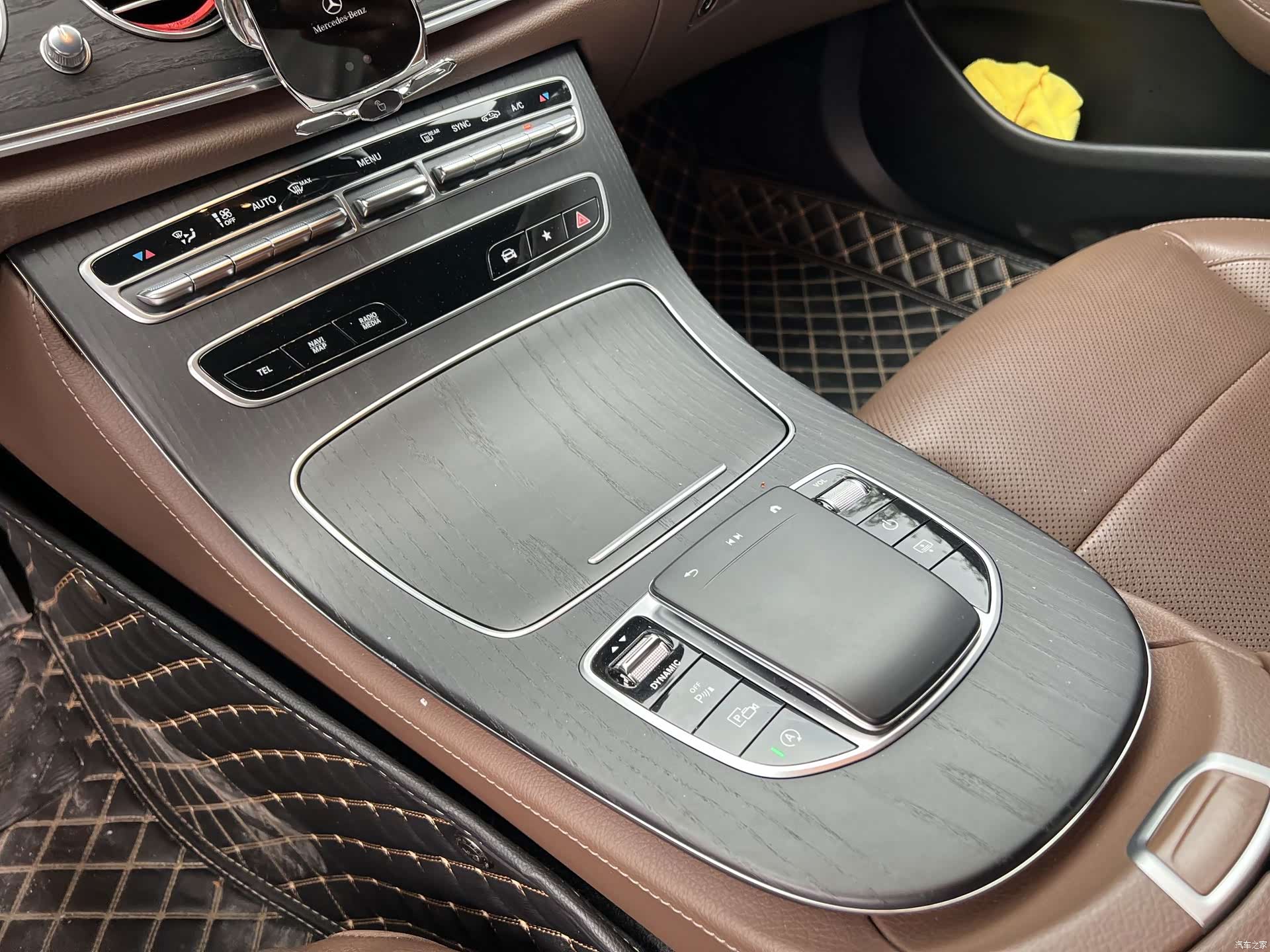 Mercedes-Benz E-Class, 2021 4