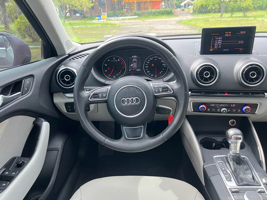Audi A3 2015, фото 10