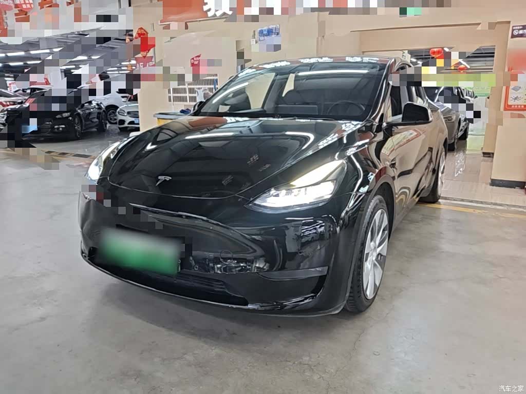 Tesla Model Y, 2022 1