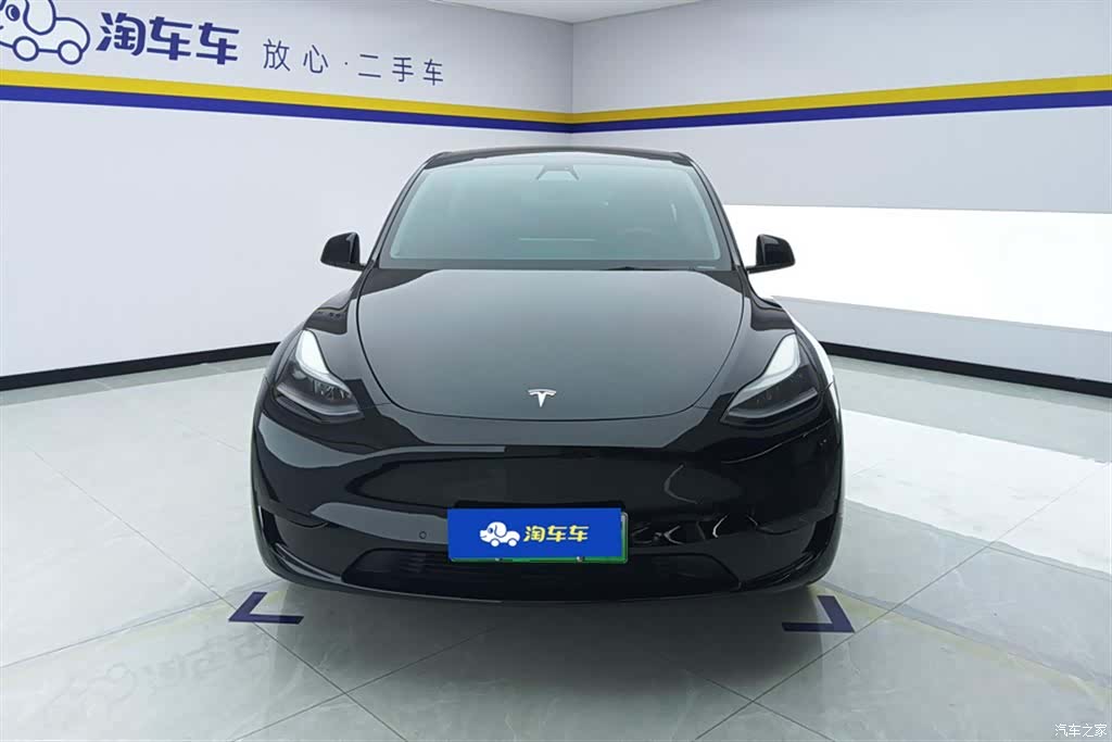 Tesla Model Y, 2022 2
