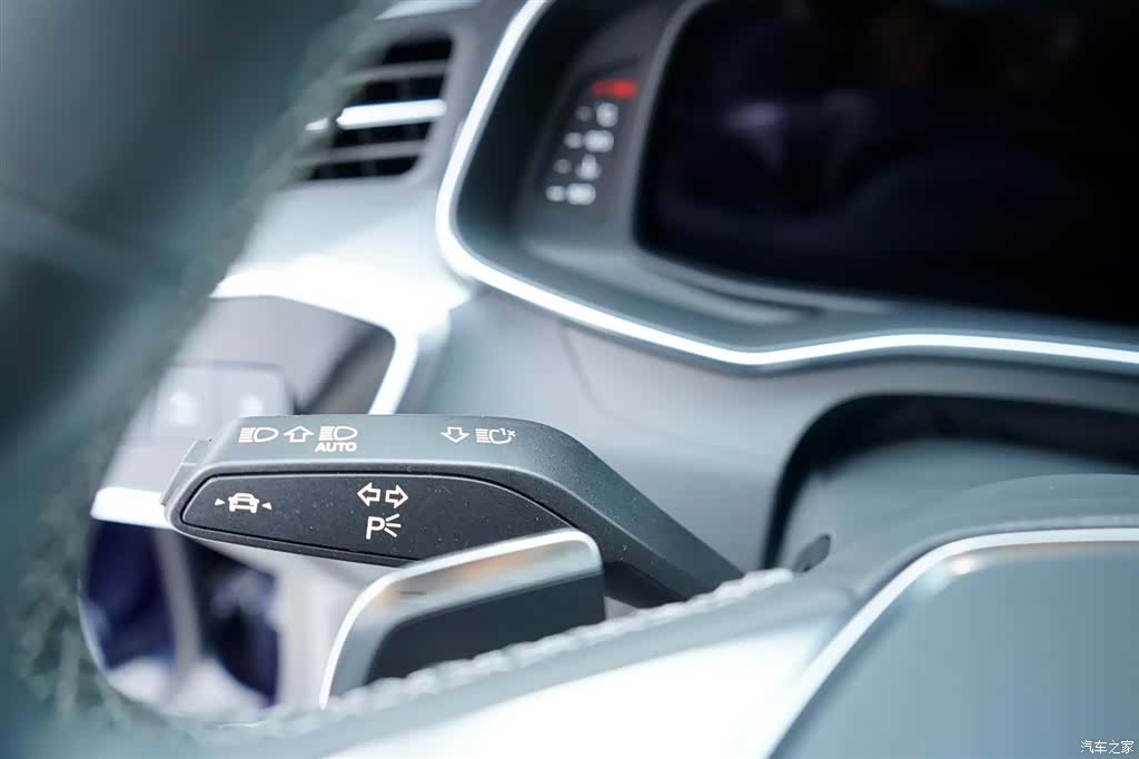 Audi A7L, 2023 4